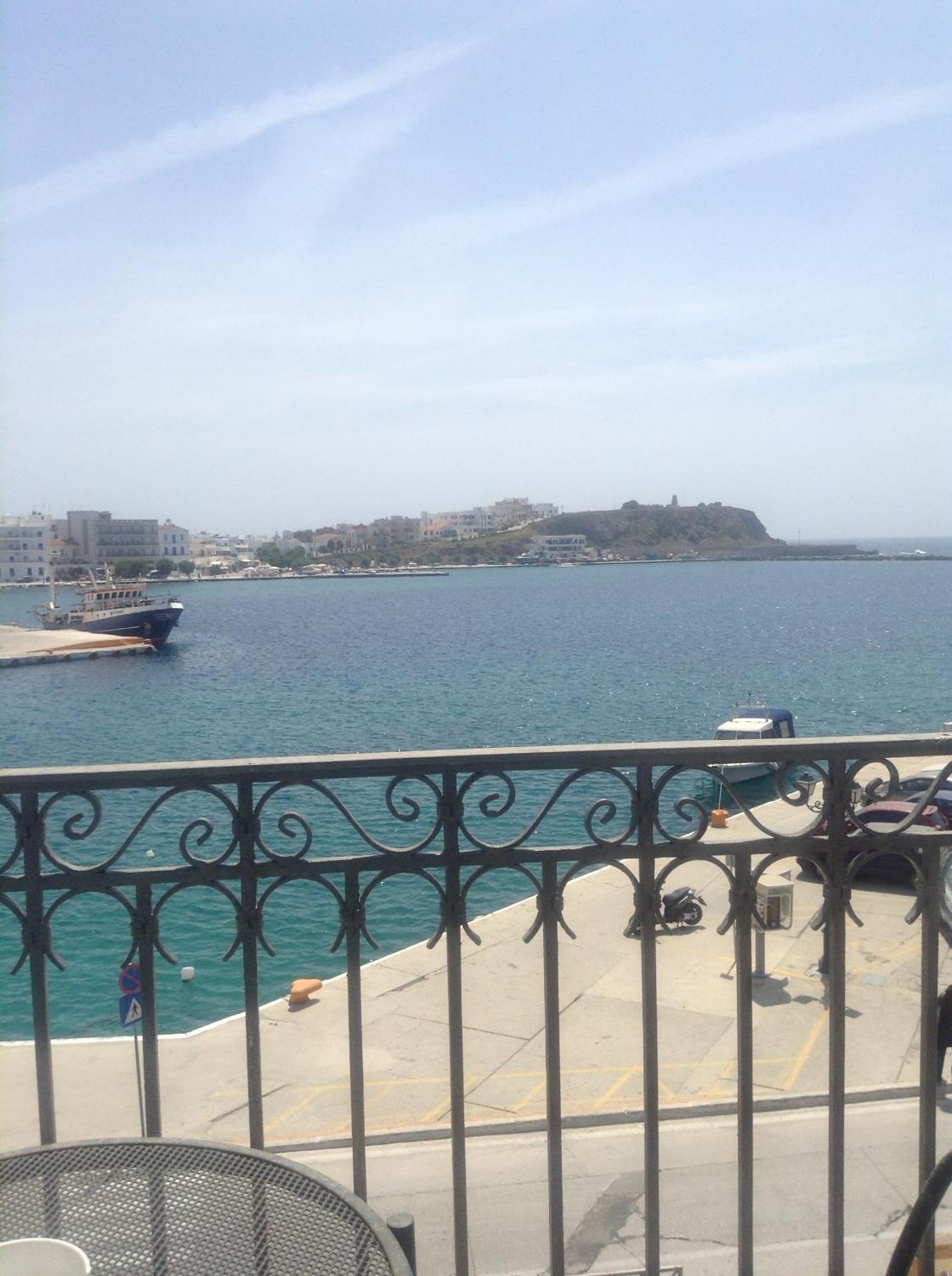 Aegli 1876 Hotel Tinos Luaran gambar