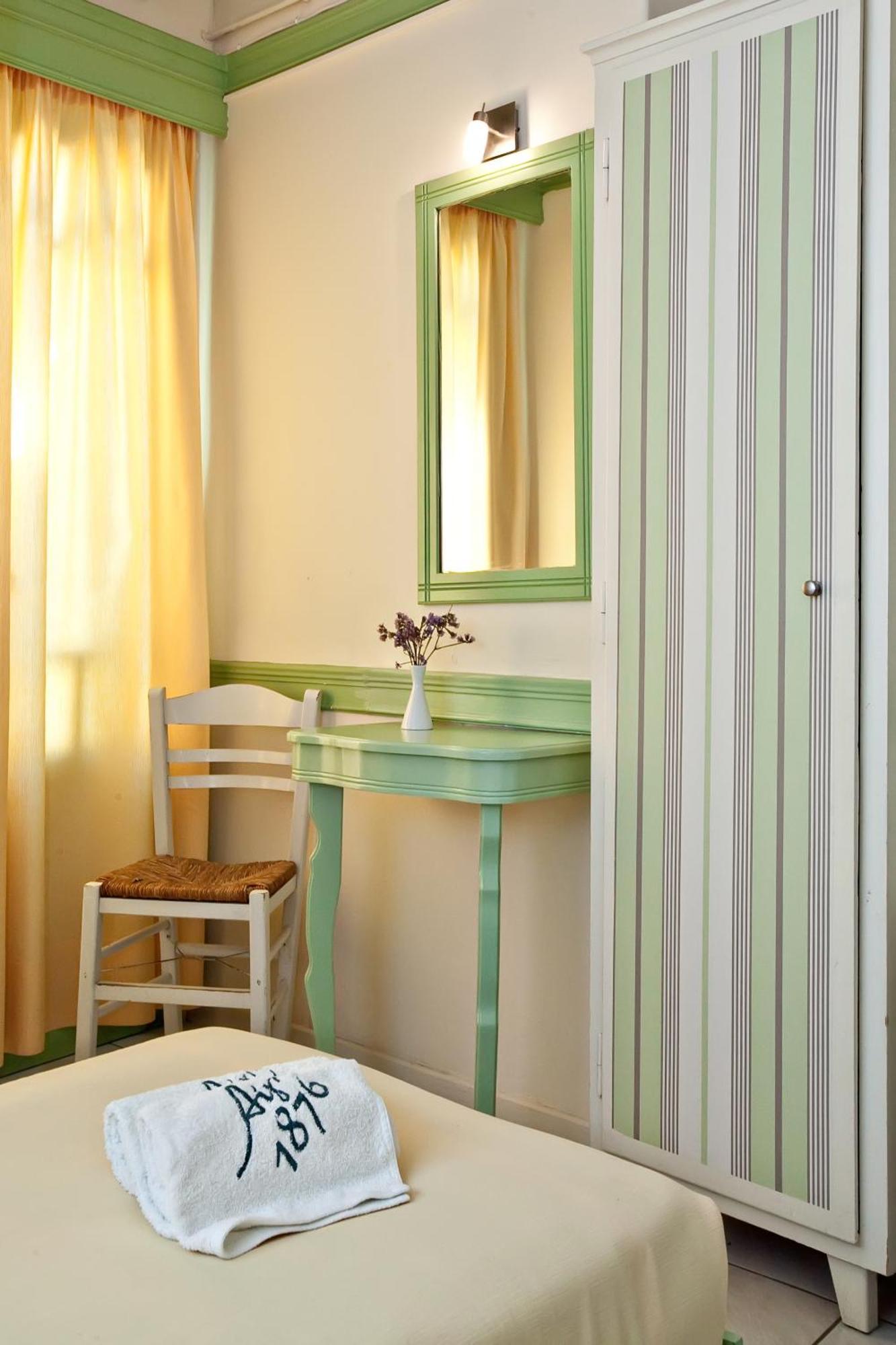 Aegli 1876 Hotel Tinos Luaran gambar