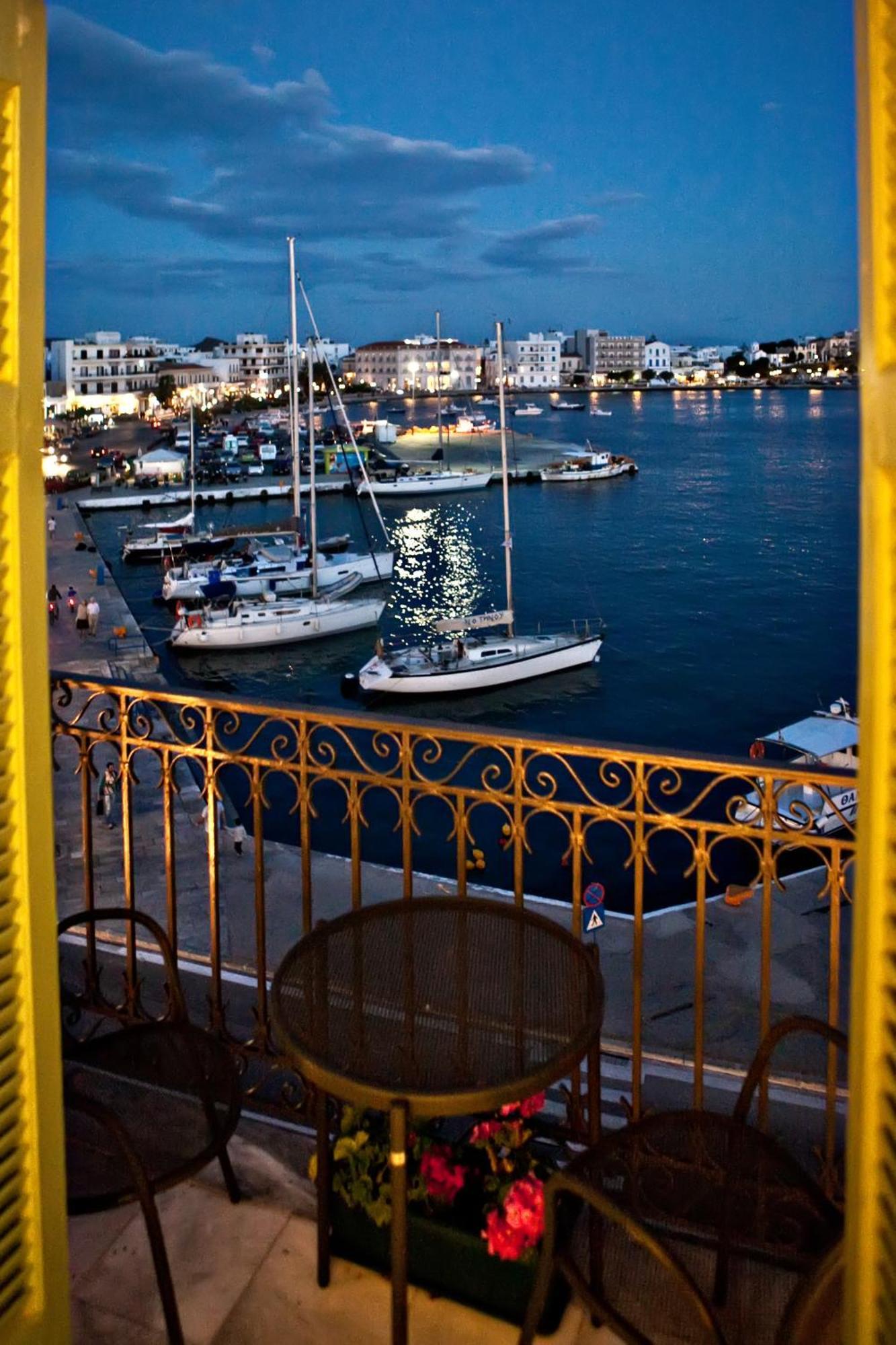 Aegli 1876 Hotel Tinos Luaran gambar