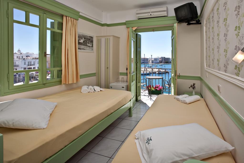 Aegli 1876 Hotel Tinos Bilik gambar